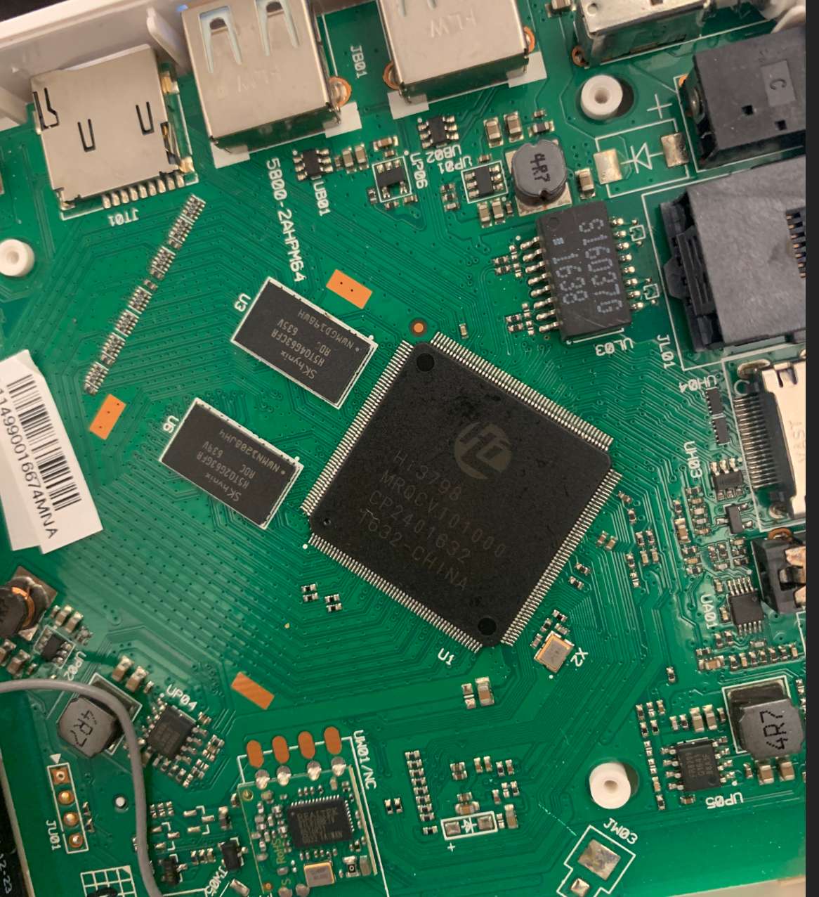 cpu是海思mv100，skhynix（海力士emmc）的存储芯片